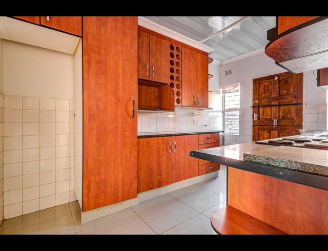3 BEDROOM DUPLEX FOR SALE IN BIRCHLEIGH NORTH